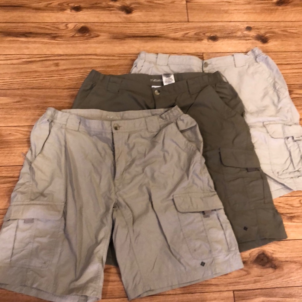 Columbia shorts. Large Men.